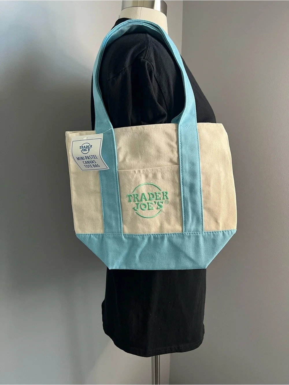 Trader Joe’s Mini Pastel Canvas Tote Bag Set Of 4 NWT Blue Green Pink Purple